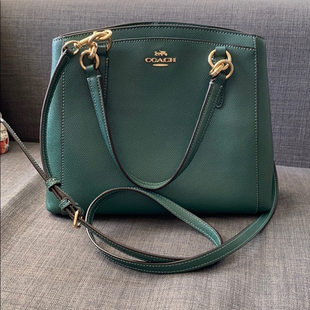 ⭐️Green coach handbag⭐️